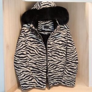 Descente Ski jacket size small